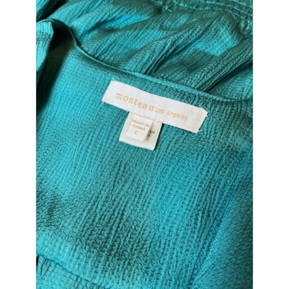 NWOT Monteau Los Angeles Green Top Cross front elastic waist, puff sleeve Large - Picture 5 of 10